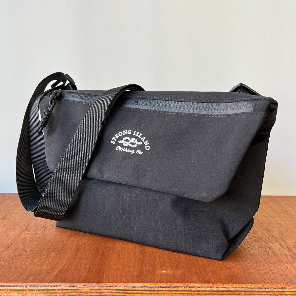 Cross Body Bag - Black